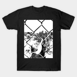 Combo Lovelock on Fence T-Shirt